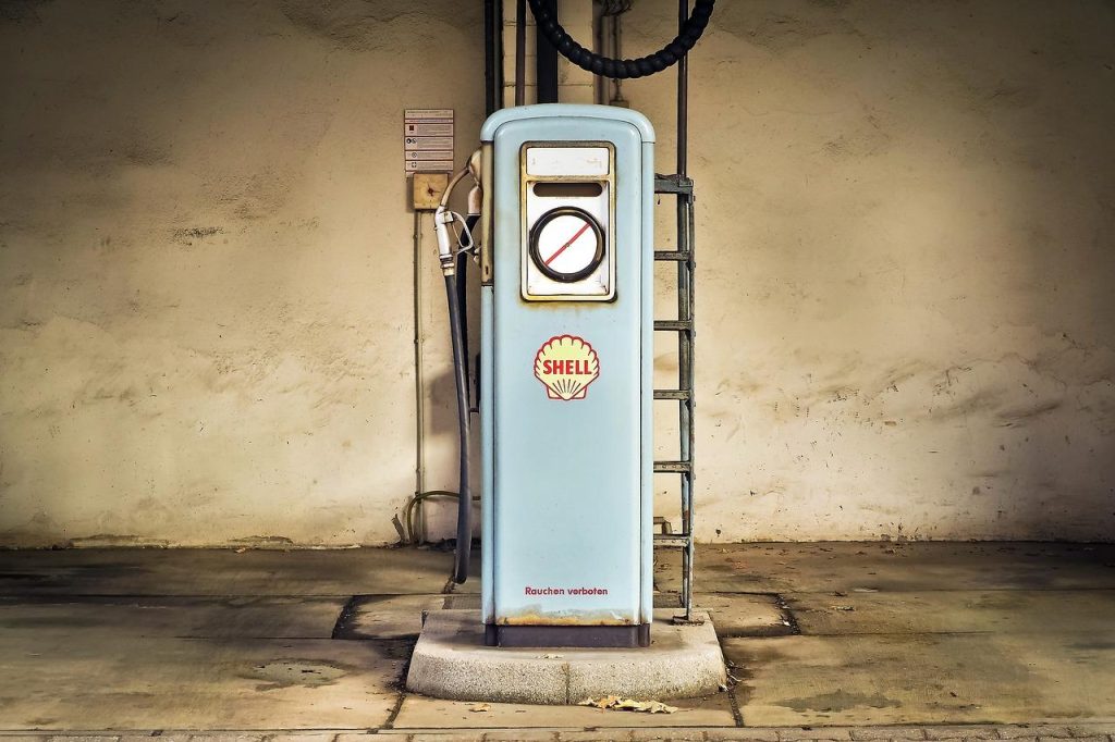 Benzinestation in Leeuwarden met elektrische laadpunten en duurzame brandstofalternatieven