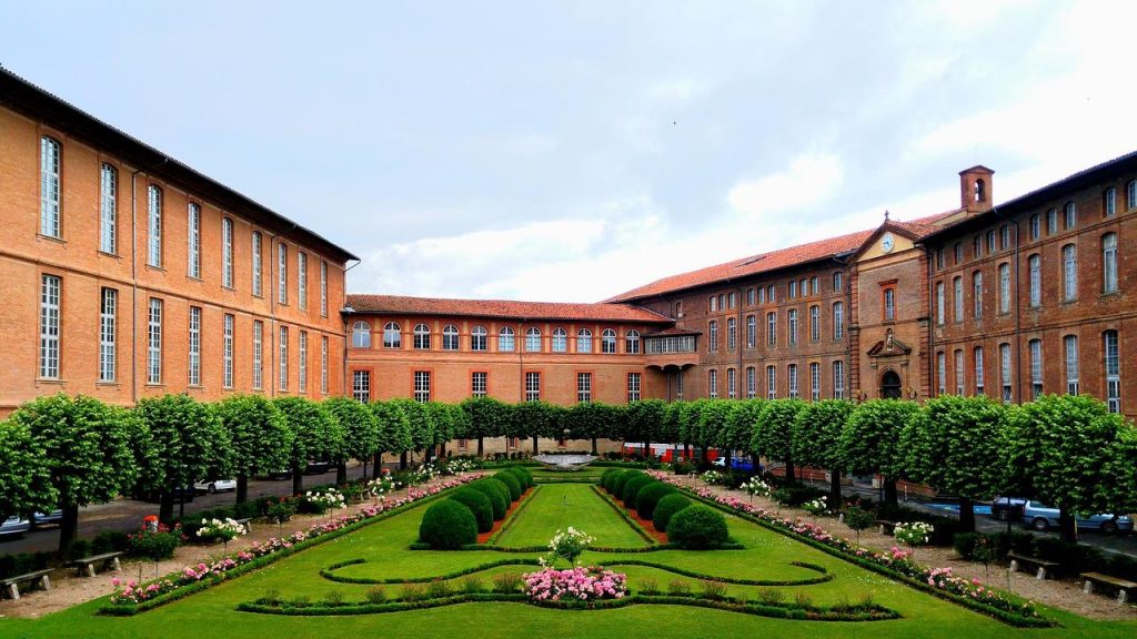 Voorbeeld van 3D tuinontwerp software met visualisatie van plantenconfiguratie, paden en zitplaatsen in een digitaal tuinmode