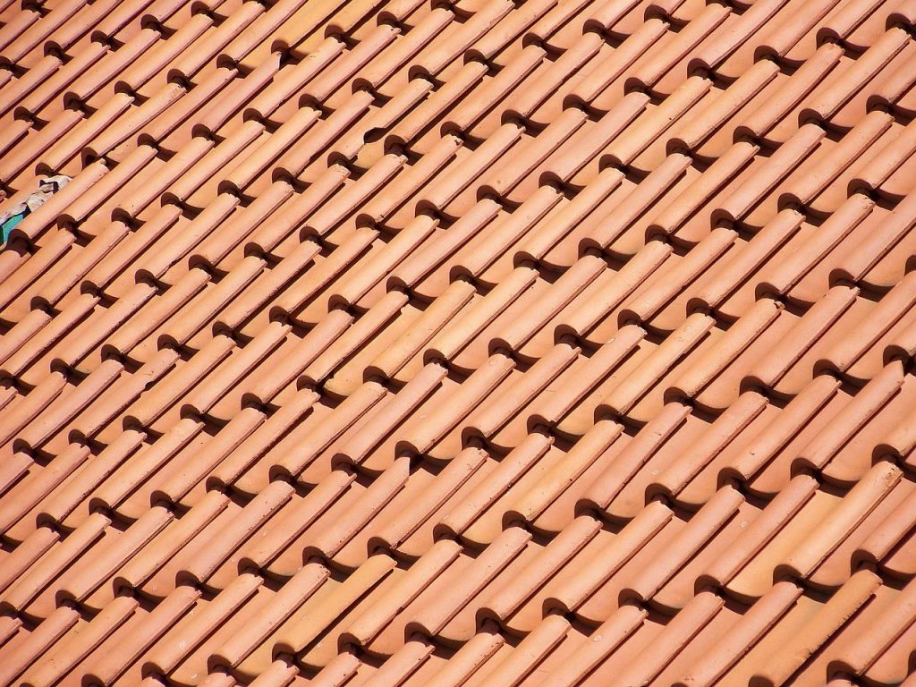 Professionele dakbedekking in Soest met klei dakpannen voor weerbestendigheid